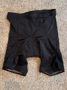 Novara Men’s Padded Cycling Shorts. EUC. Made in Canada. Biking. SZ XL